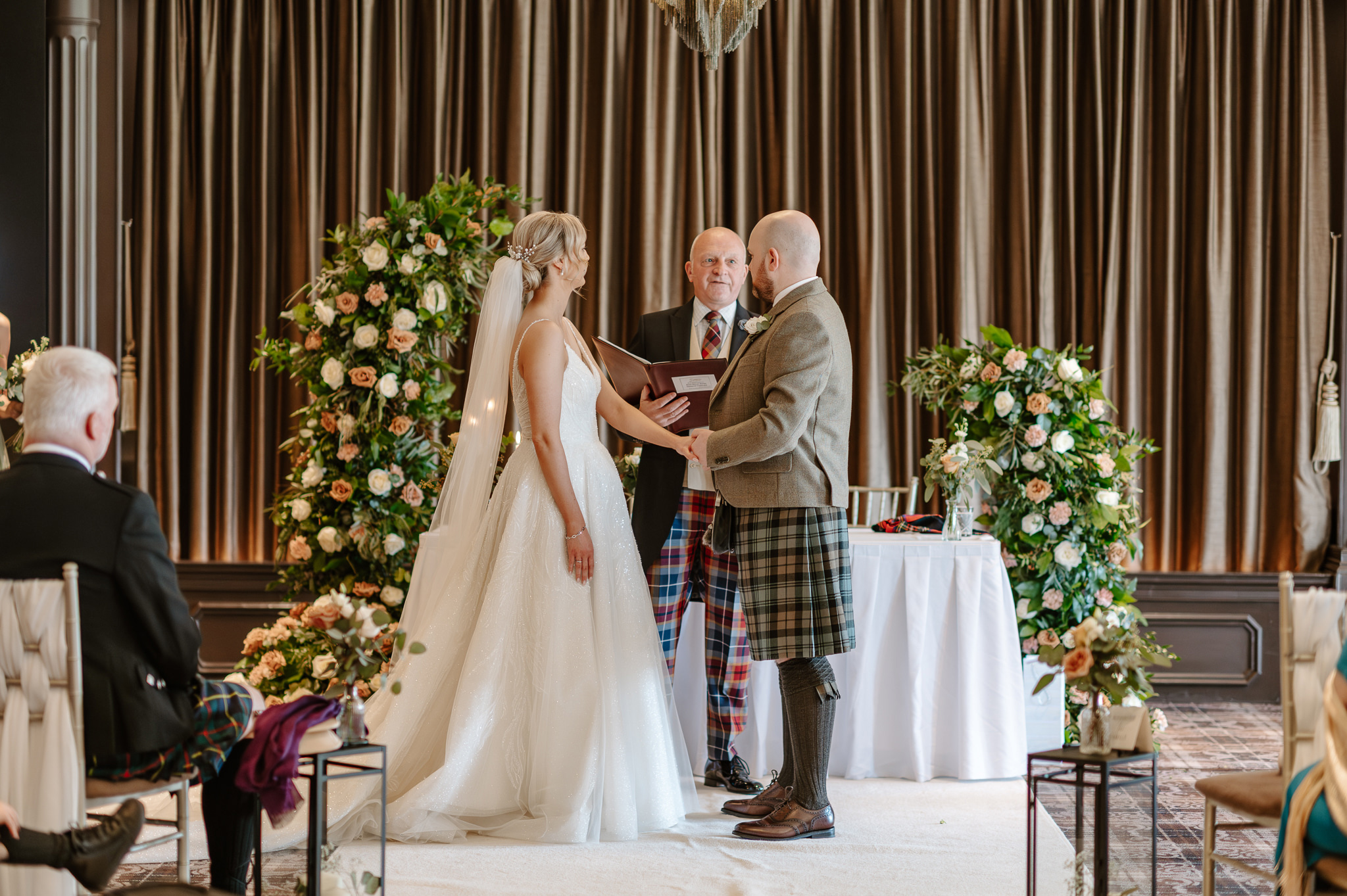 jenny-and-mike-weddinng-edinburgh-10