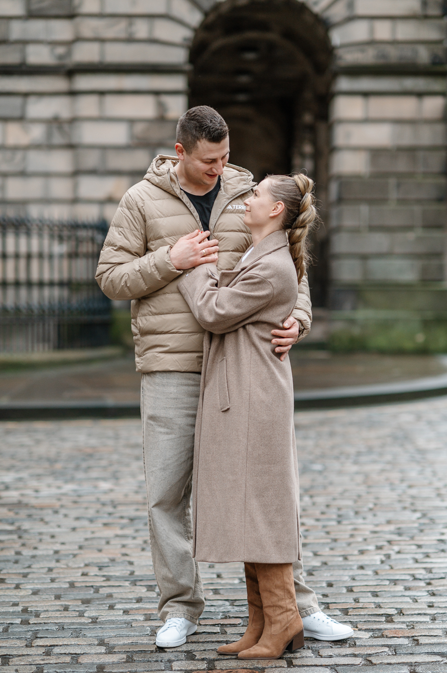 family-portrait-edinburgh-old-town